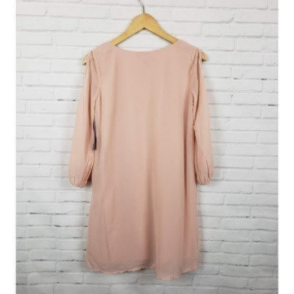 Lulus Split Arm Overlay Dress NWT - Picture 3 of 4